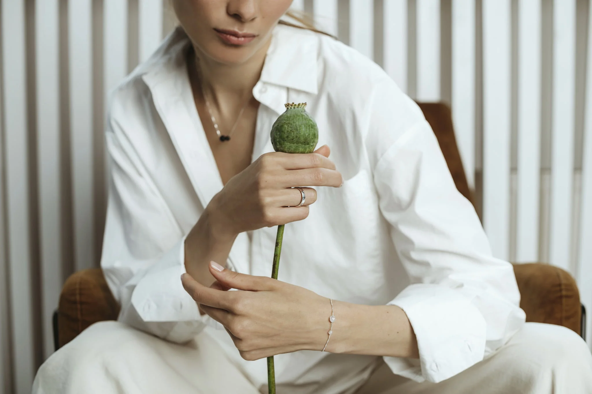 Rankų darbo žiedas su juodais briliantais "8" - Image 2