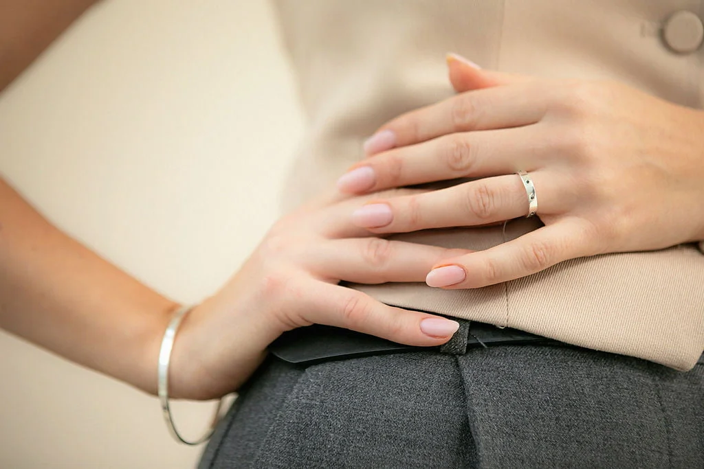 Rankų darbo žiedas su juodais briliantais "8" - Image 5